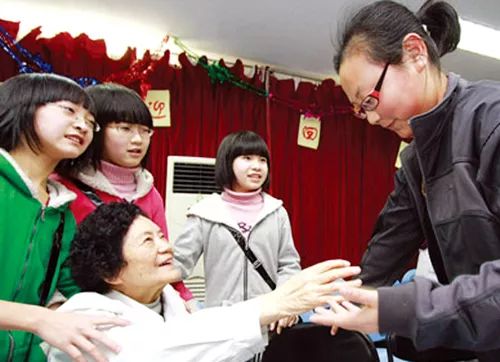 第三代赠卵试管婴儿的费用是多少？包括哪些内容？